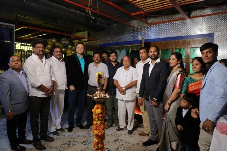 Angrezi Dhaba, Resto chain from Mumbai, inaugurated its first franchise restaurant in Hyderabad